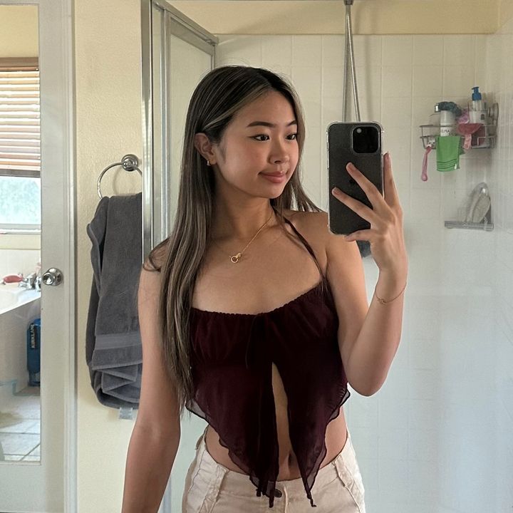 Profile Picture of kelly chan (@@kellyvchan) on Tiktok