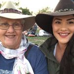Laurel O'Halloran - Instagram Profile Picture of Laurel O'Halloran (@benroha) on Instagram