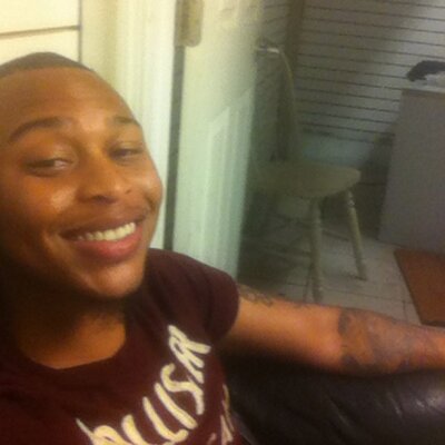 Profile Picture of Ray Burrows (@badazz26) on Twitter