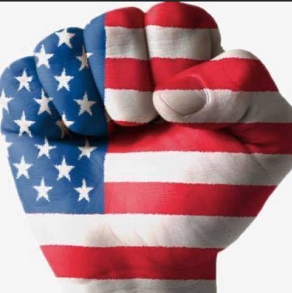 Profile Picture of Hanane Hanane (@hanane_hanane) on Poshmark