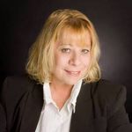 Profile Picture of Sandra Cona (@sandraconarealestate) on Instagram