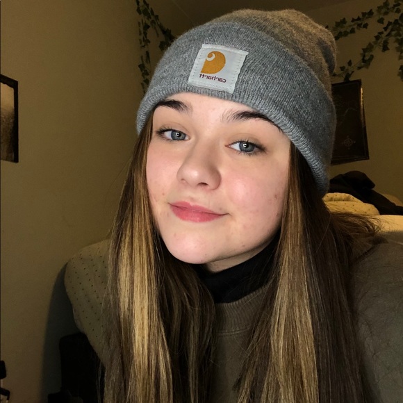 Profile Picture of Erika Deegan (@erika_deegan) on Poshmark