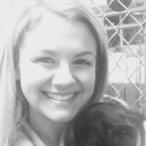 Profile Picture of Estella Wacek (@wacekest) on Poshmark