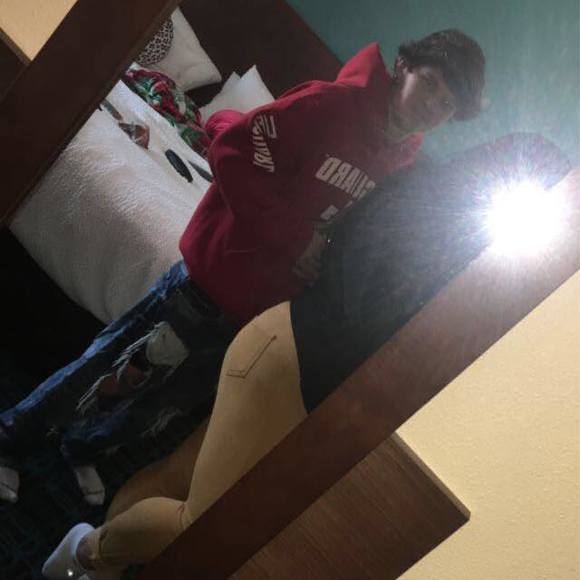 Profile Picture of Rachael Attenberger (@batman15att) on Poshmark