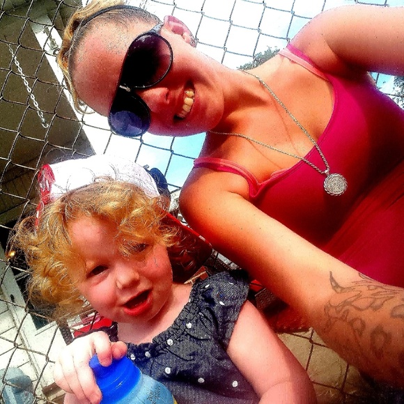 Profile Picture of Tabitha Wells (@tabbywells) on Poshmark