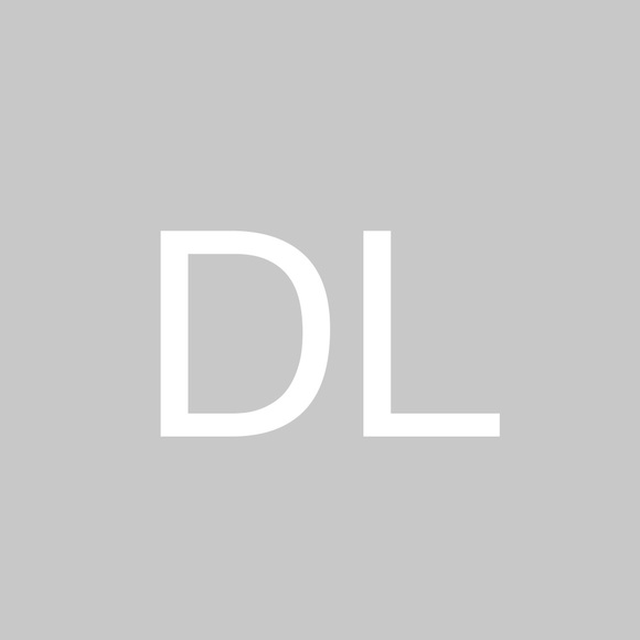 Profile Picture of Dawn Ledgerwood (@dawnledgerwood) on Poshmark