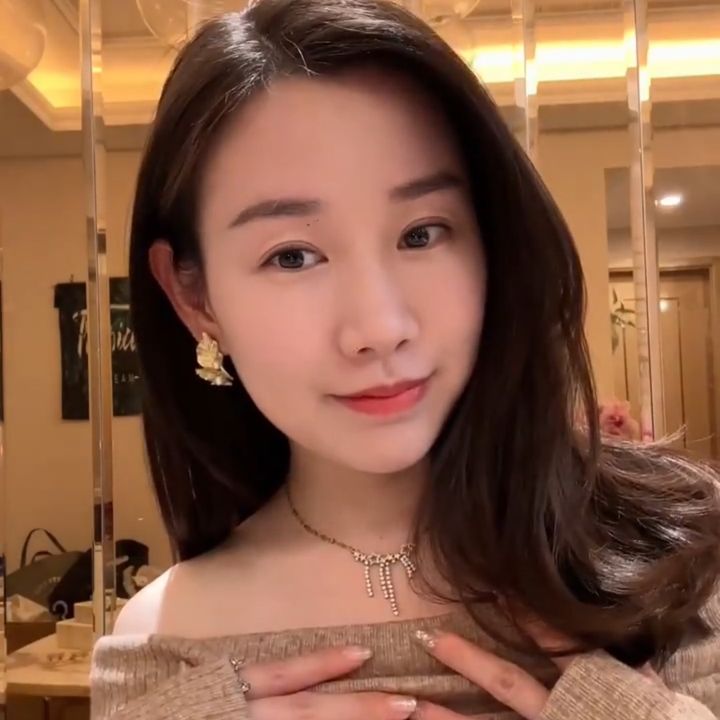 Profile Picture of Lisa Chen (@lisa.chen21) on Tiktok