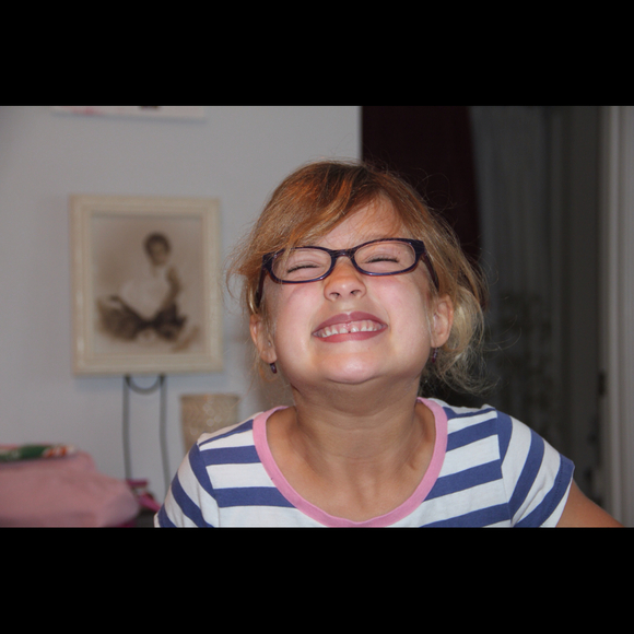 Profile Picture of Angie Joesting (@angiejoe) on Poshmark