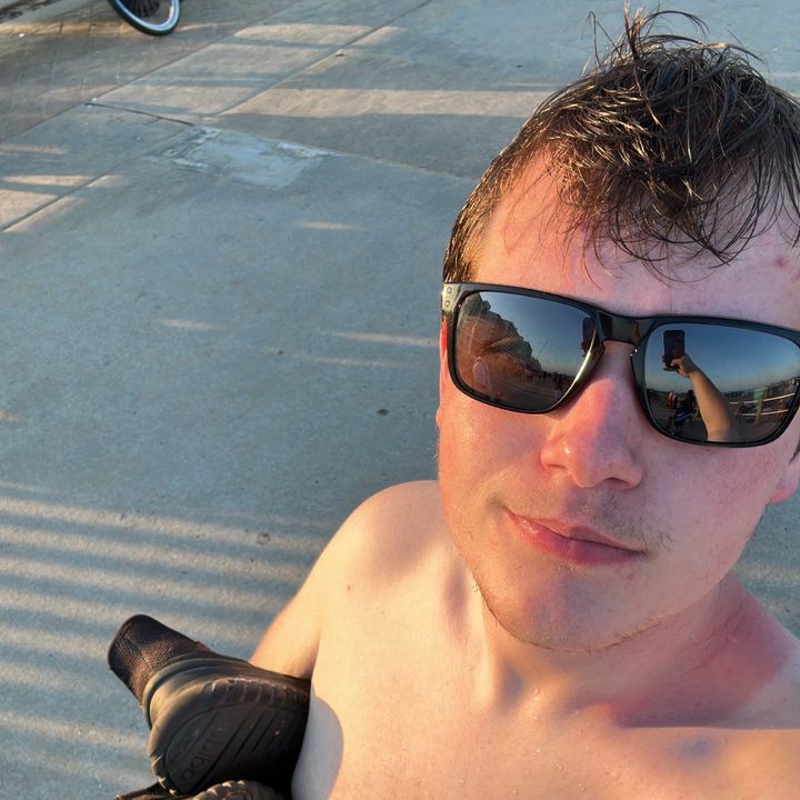 Profile Picture of Andrew (@andrew_millson) on Tiktok