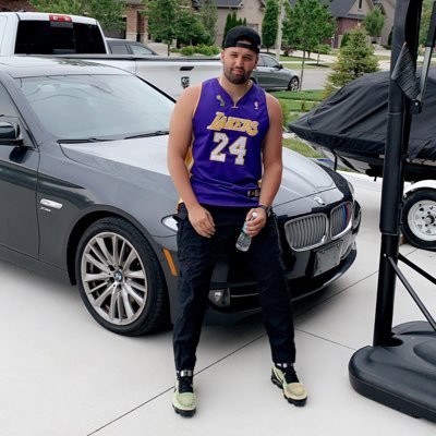 Profile Picture of Ali Chouman (@chouman11) on Twitter