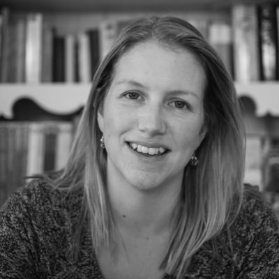 Profile Picture of Julia Seal (@Juliasealbooks) on Twitter