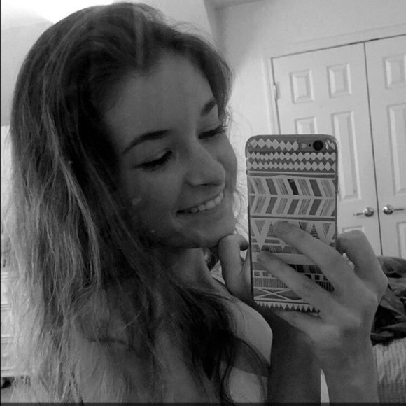 Profile Picture of Melissa Alldread (@alldread13) on Poshmark