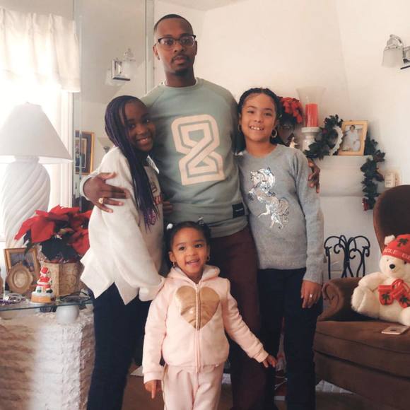 Profile Picture of Blake Woods (@woodsblake67) on Poshmark