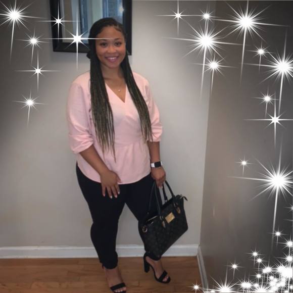 Profile Picture of Kiera Liddell (@kekeliddell) on Poshmark