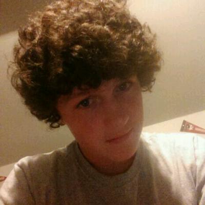 Profile Picture of Bradley Sisler (@@CaptainCurlyBoy) on Twitter