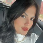 Profile Picture of Renata Brandão (@renatatbrandao) on Instagram