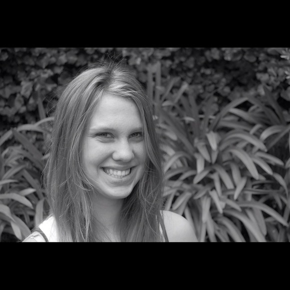 Profile Picture of Kate Sutherland (@kehskab) on Poshmark