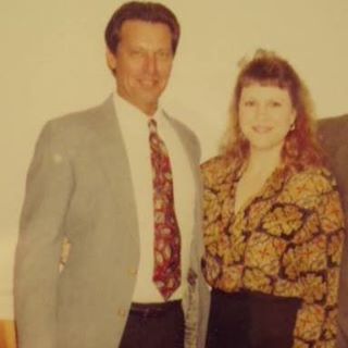 Debbie Hillebrandt - Facebook Profile Picture of Debbie Hillebrandt (@debbie.hillebrandt) on Facebook