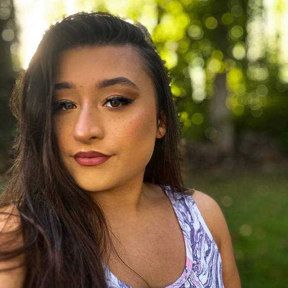 Profile Picture of Brooklyn Gibbey (@brook313) on Poshmark