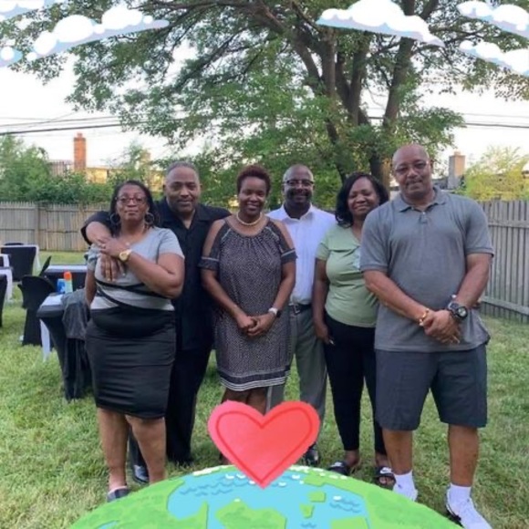 Profile Picture of Kenneth Roach (@roachesnthe313) on Poshmark