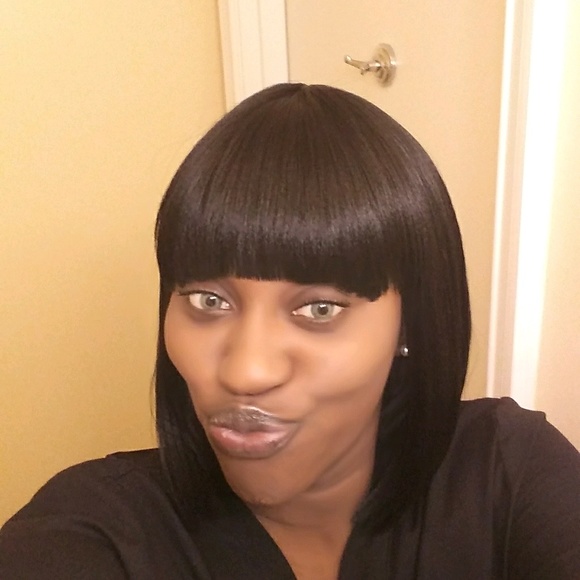 Carla Cadestin - Poshmark Profile Picture of Carla Cadestin (@carlacadestin) on Poshmark