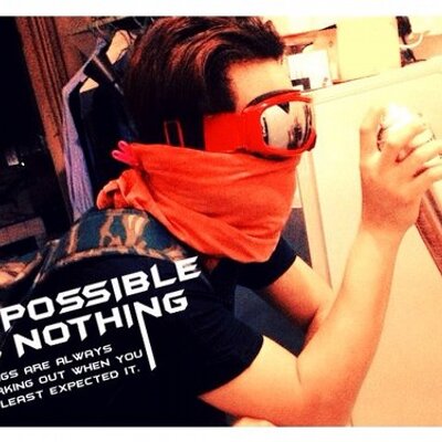 Profile Picture of Man Cheng (@mancheng101010) on Twitter