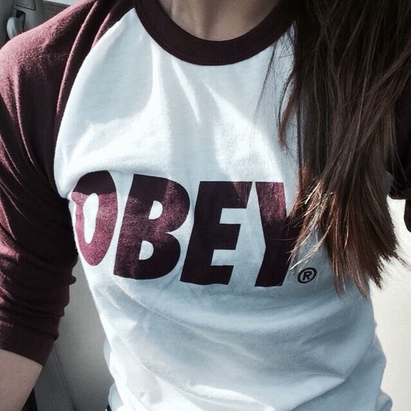 Profile Picture of Jo Reynolds (@lovelikejo) on Poshmark
