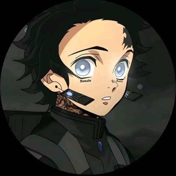 Profile Picture of Jose Vallecillo (@josevallecil169) on Poshmark