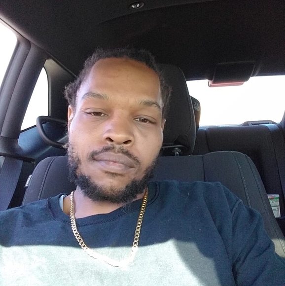 Damone Johnson - Poshmark Profile Picture of Damone Johnson (@damonej) on Poshmark