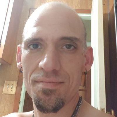 Profile Picture of Justin Staples (@JustinStaples14) on Twitter