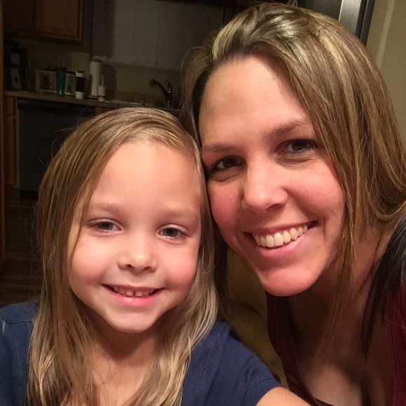 Profile Picture of Jennifer Crabtree (@jldorsey) on Poshmark