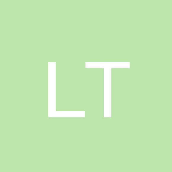 Profile Picture of Lane Thomas (@lanetom) on Poshmark