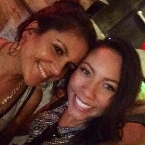Profile Picture of Naima Rutlin (@nlou) on Poshmark