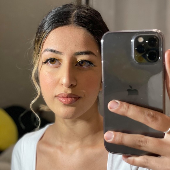 Profile Picture of Uswa Jafary (@uswajafary) on Poshmark