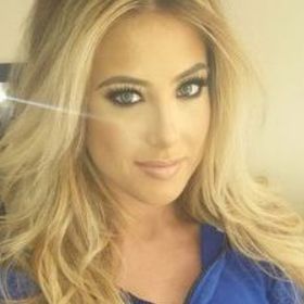 Profile Picture of Lisa Barker (@lisa_barker_barker) on Pinterest