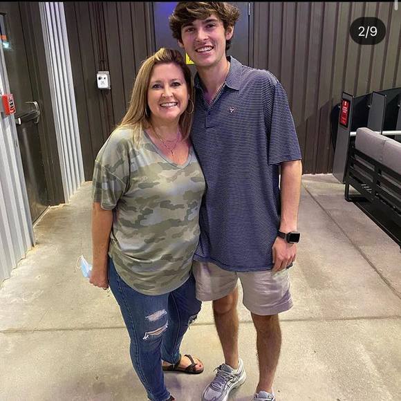 Profile Picture of Logan Pendergrass (@pendergrass1) on Poshmark