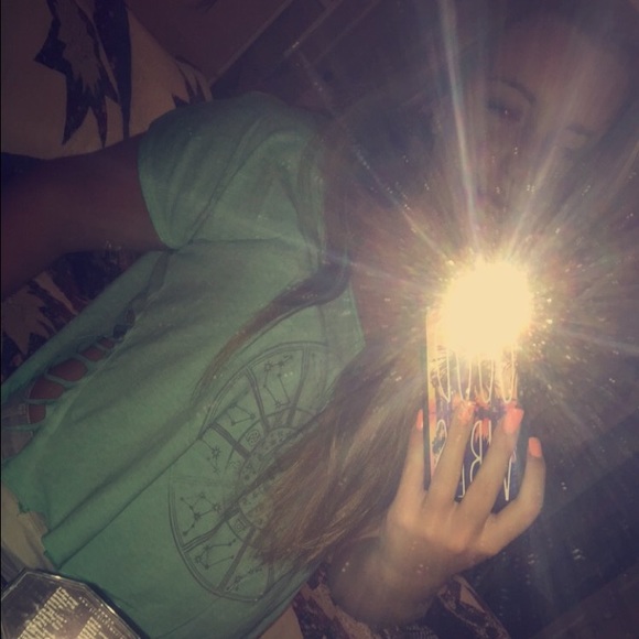 Profile Picture of Madison Liebenow (@idfkmadi) on Poshmark