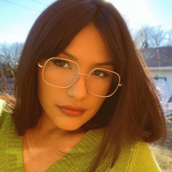 Lorena Jasso - Poshmark Profile Picture of Lorena Jasso (@lorenajasso3) on Poshmark