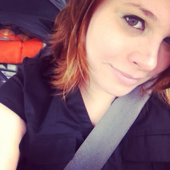 Profile Picture of Lauren Michelle (@laurensixx) on Poshmark
