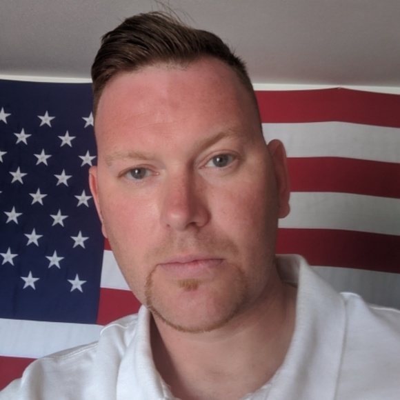 Profile Picture of Troy James (@troyjamesmd) on Poshmark