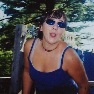 Profile Picture of Lisa Stranger (@tootcrl) on Myspace