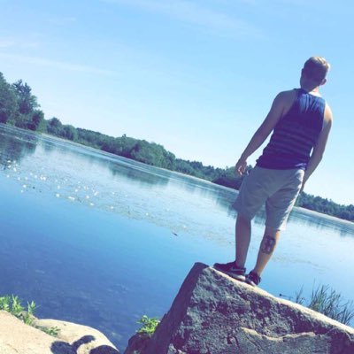 Profile Picture of Scott Reardon (@scottaay7) on Twitter