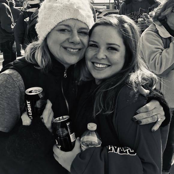 Profile Picture of Teague Pullos (@vyhjiydt56447y) on Poshmark