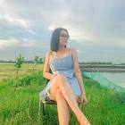 Profile Picture of   Tuyết Trinh (@su_lun_98)... (@su_lun_98) on Tiktok