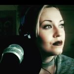 Profile Picture of Lorna (@lornawintersing) on Instagram