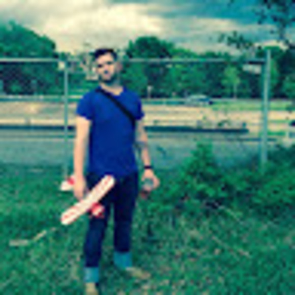 Profile Picture of Jack Scott (@jacklscott3) on Poshmark