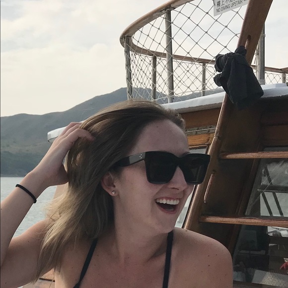 Amanda Posten - Poshmark Profile Picture of Amanda Posten (@amanda25938) on Poshmark