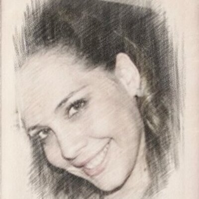 Profile Picture of Alejandra Zegarra (@alejandrazegar2) on Twitter