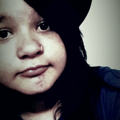 Profile Picture of Lara B. Sullivan (@LaraBehringer) on Twitter