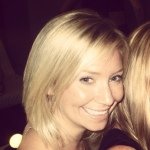 Profile Picture of Amber (@amberwarrell) on Instagram